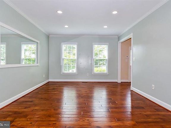 5th image of 29 Savannah Ct