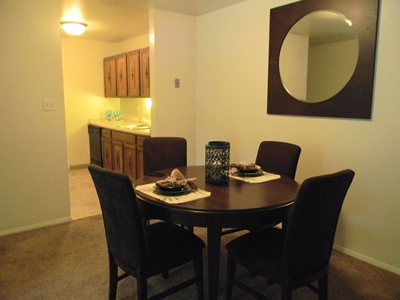 5th image of 7104 Broadway #3312L