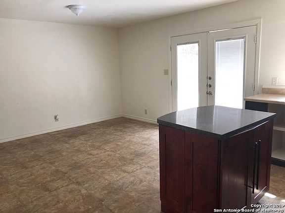 4th image of 1332 Churing Dr