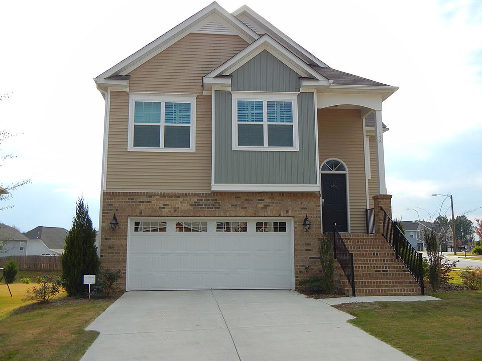 1st image of 116 English Ivy Dr