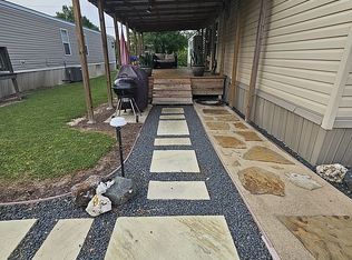 128 Ridgeway Dr, College Station, TX 77845