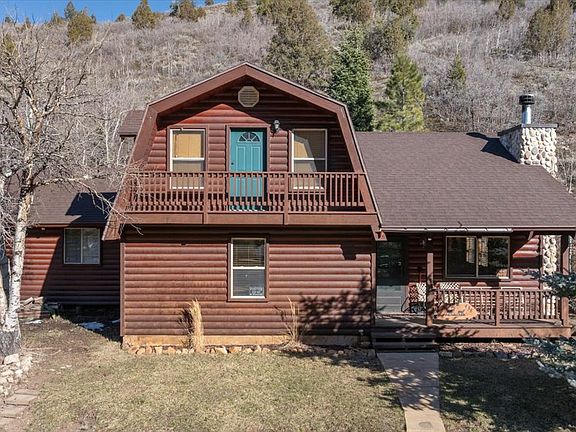 3rd image of 438 Beaver Creek Rd #438