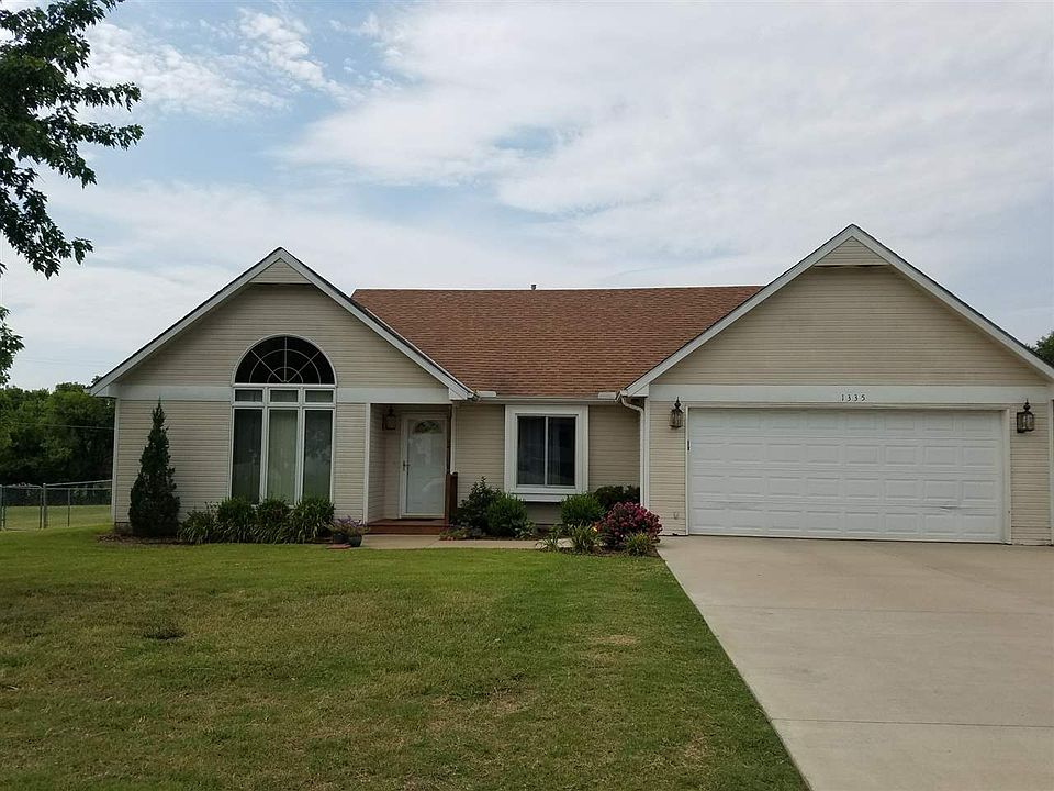1st image of 1335 Hillside Dr