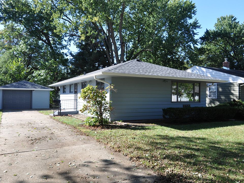 1st image of 2122 Barton Blvd