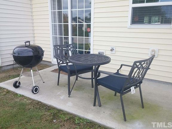 2nd image of 1304 Cozart St Unit 105