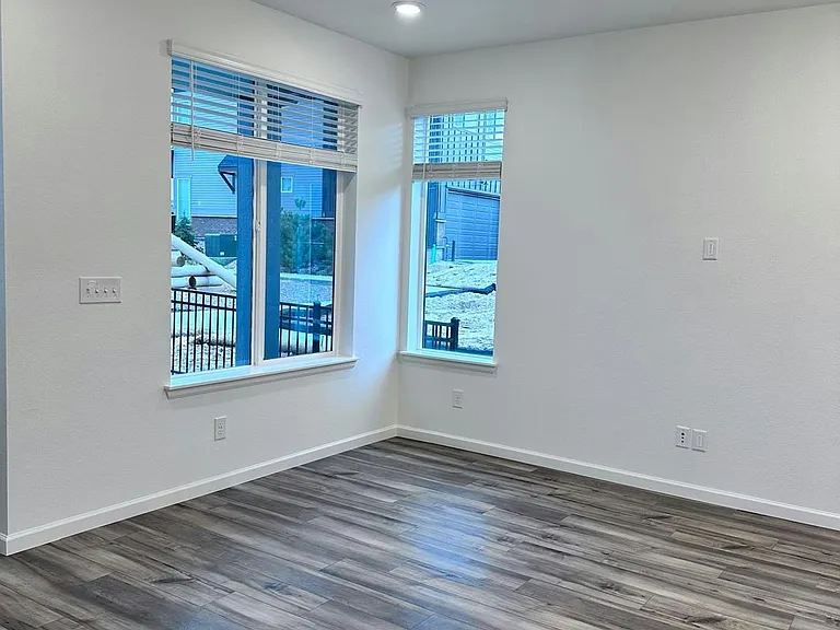 6857 Huddersfield Ln — Photo 9
