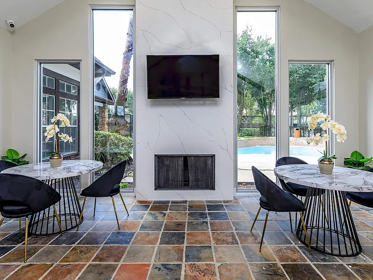 Residence at Westchase — Photo 25