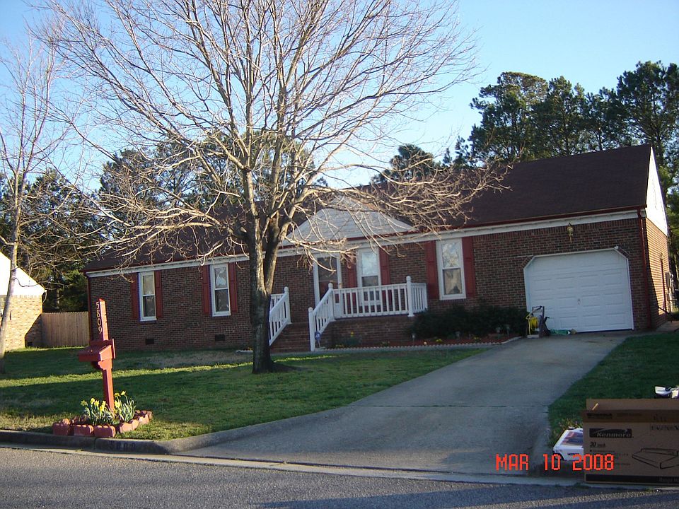 1st image of 5809 Woodside Ln