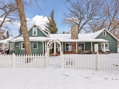 2141 Park Ave, White Bear Township, MN, 55110