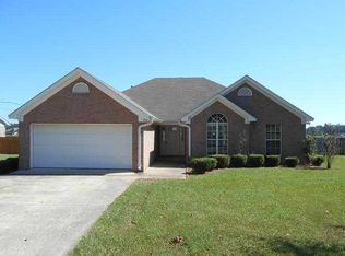 1162 Windmill St, Grenada, MS 38901