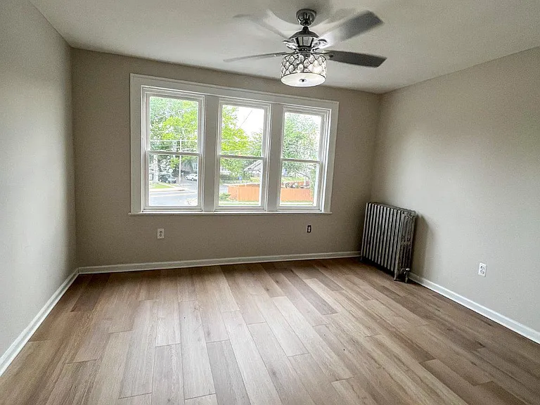 1512 S Broad St — Photo 3