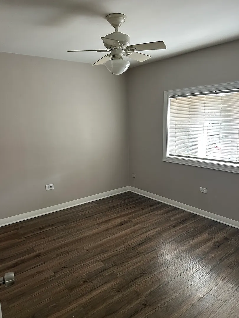 2 bed, 750 sqft, $1,900 — Photo 4