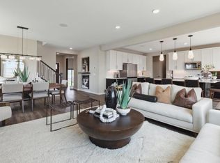 10636 Juneau Ln N, Osseo, MN 55369