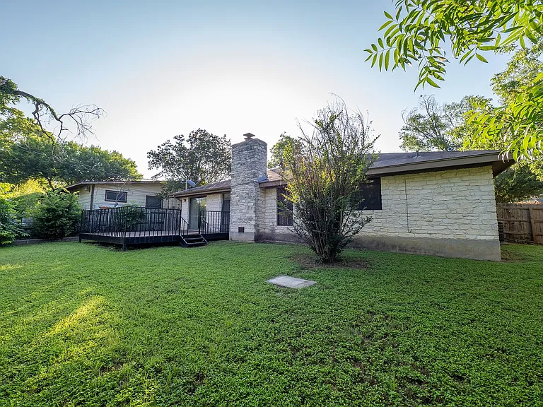 4804 Broadhill Dr — Photo 20