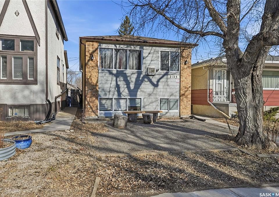 1st image of 2123 Reynolds STREET