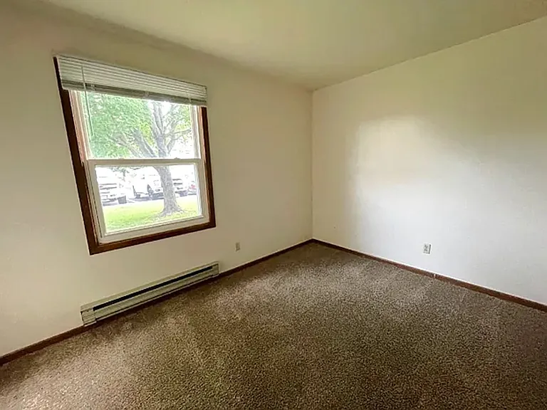 1032 Imperial Circle — Photo 7