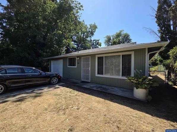 2325 Hawthorne Ave NE, Salem, OR 97301