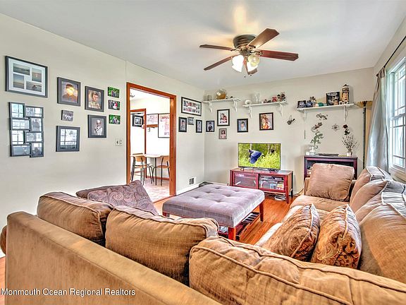 5th image of 1457 Colorado Dr