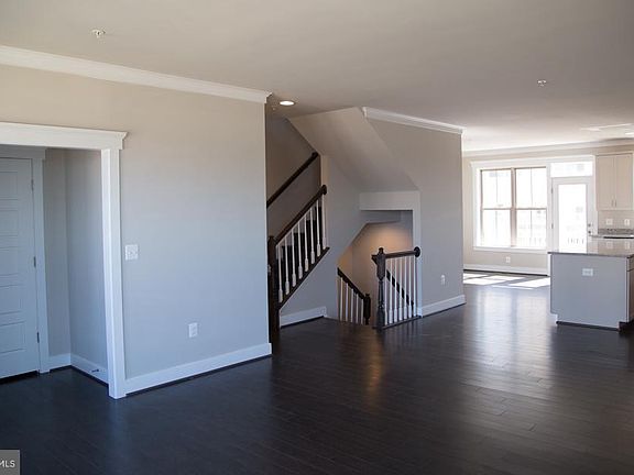 2nd image of 14334 Potomac Heights Ln