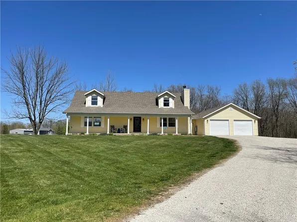 19484 E County Road 850n, Charleston, IL 61920
