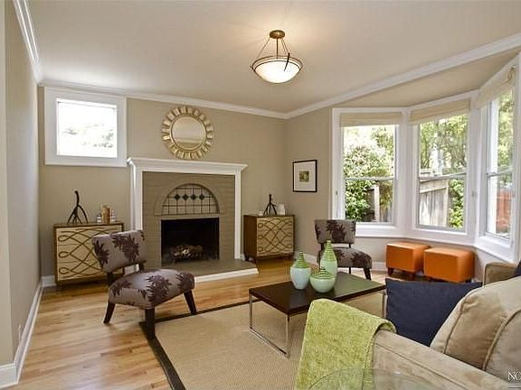 5th image of 59 Montford Ave