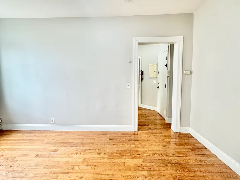 5901-2 Madison St #11A — Photo 4