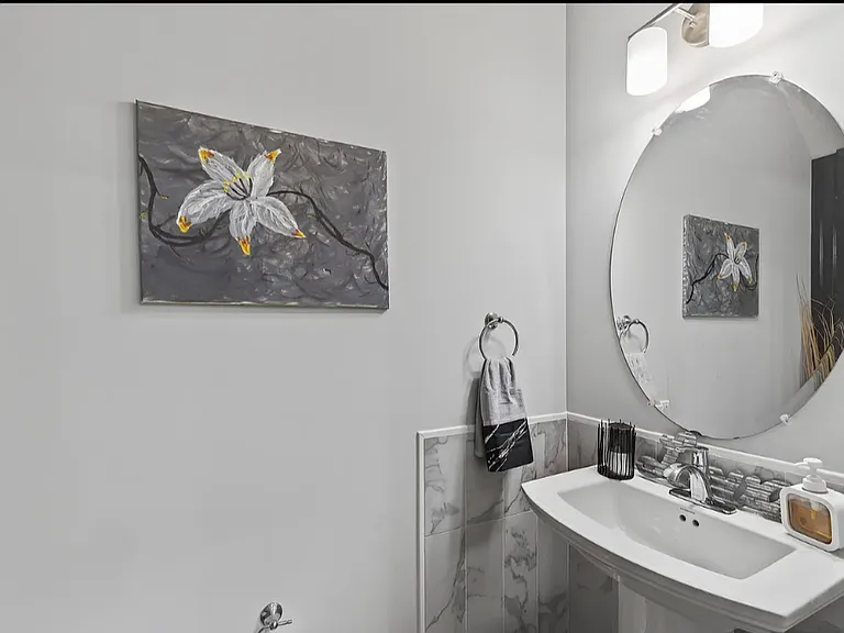 1009 White Marsh Rd — Photo 3