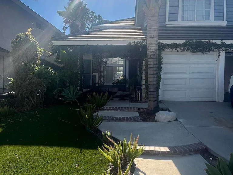 476 Somerset Cir — Photo 3