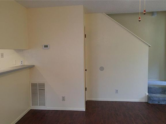 4th image of 2100 Kirksey Dr APT B
