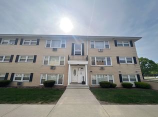 4937 N East River Rd UNIT 3A, Norridge, IL 60706