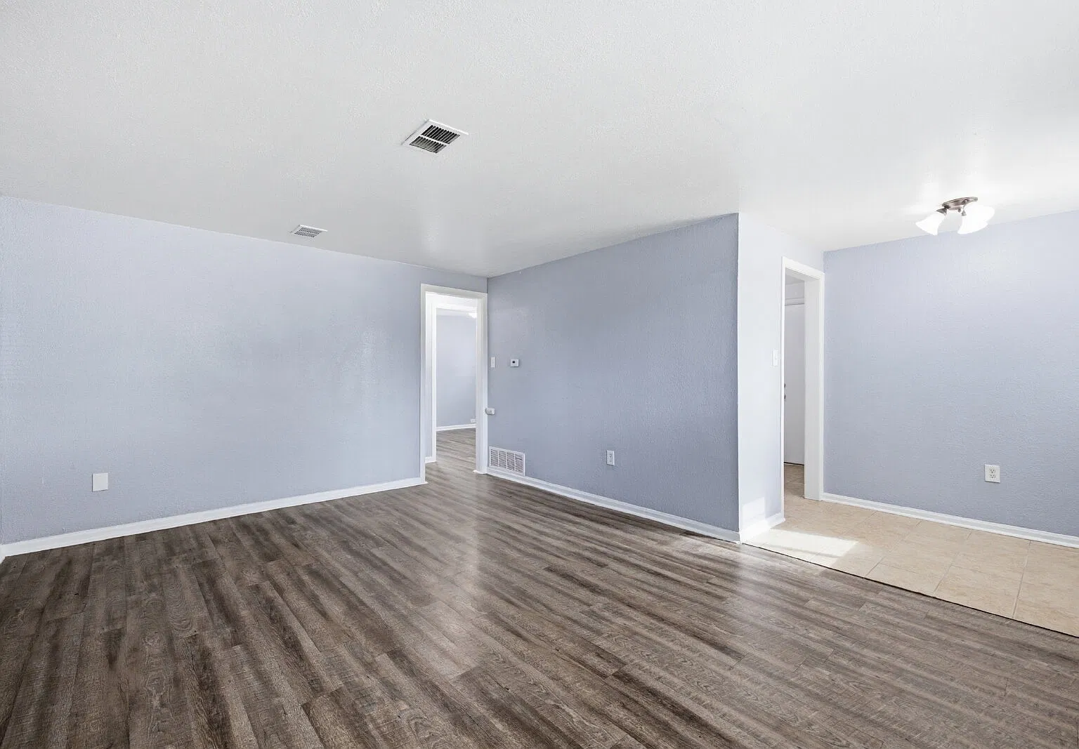 1 bed, 1.0 bath, 700 sqft, $1,295 — Photo 4