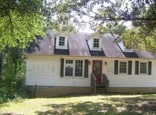 945 Possum Hollow Rd, Dry Branch, GA 31020