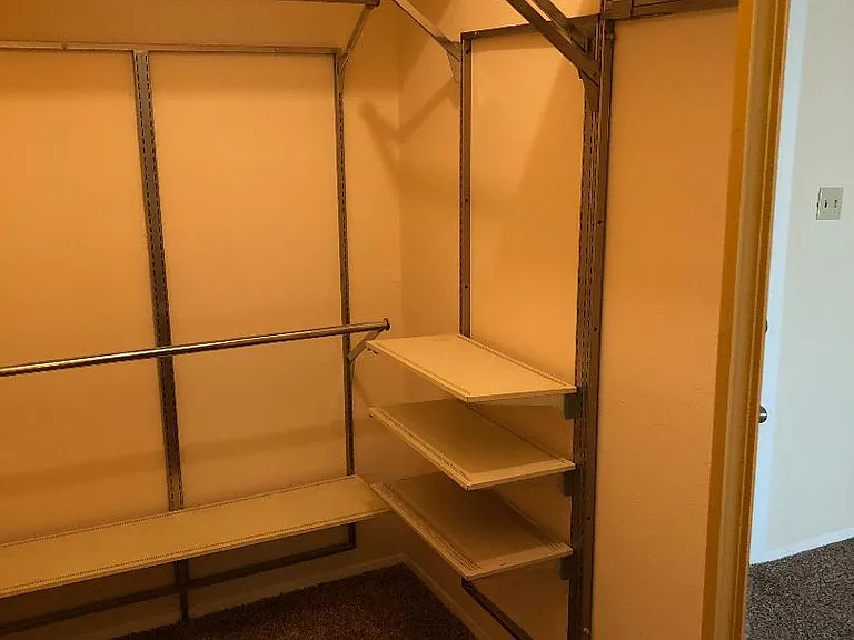 8446 Timber Gln — Photo 14