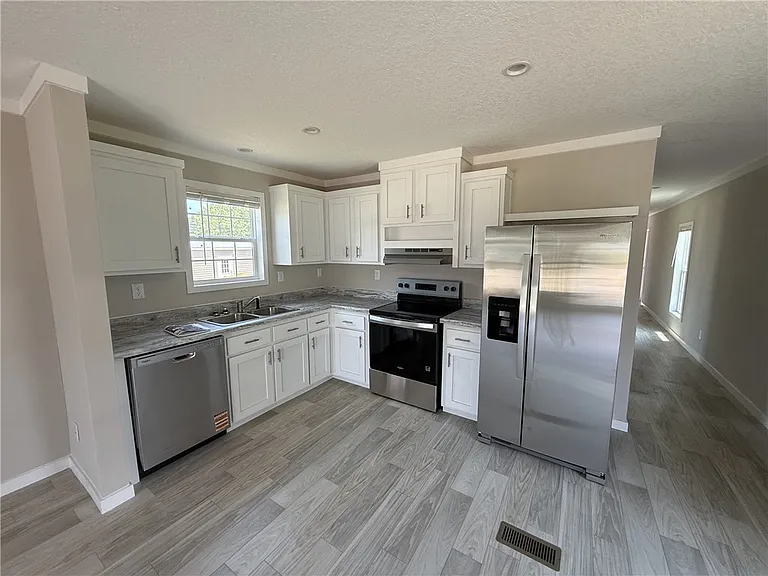 108 Candlestick Ln — Photo 9