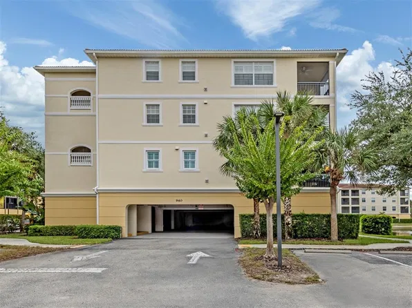 940 COOPER STREET #202, VENICE, FL 34285
