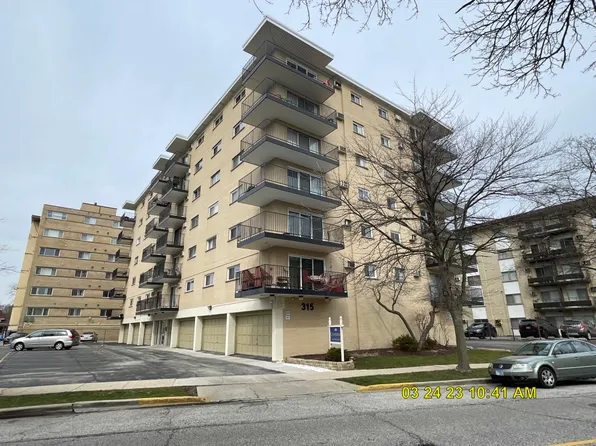 315 Des Plaines Ave APT 105, Forest Park, IL 60130