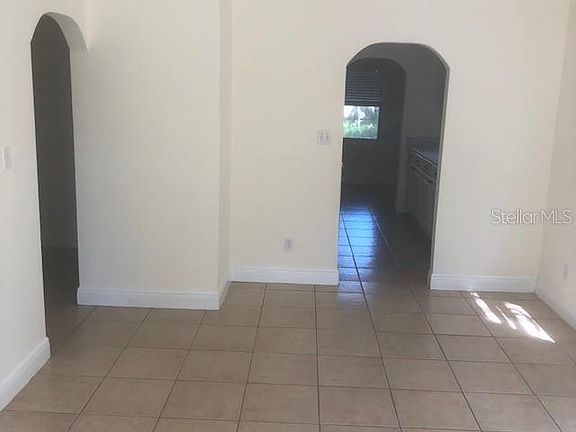 3rd image of 451 11th Ave S
