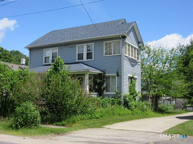 2nd image of 105 Woodland Avenue