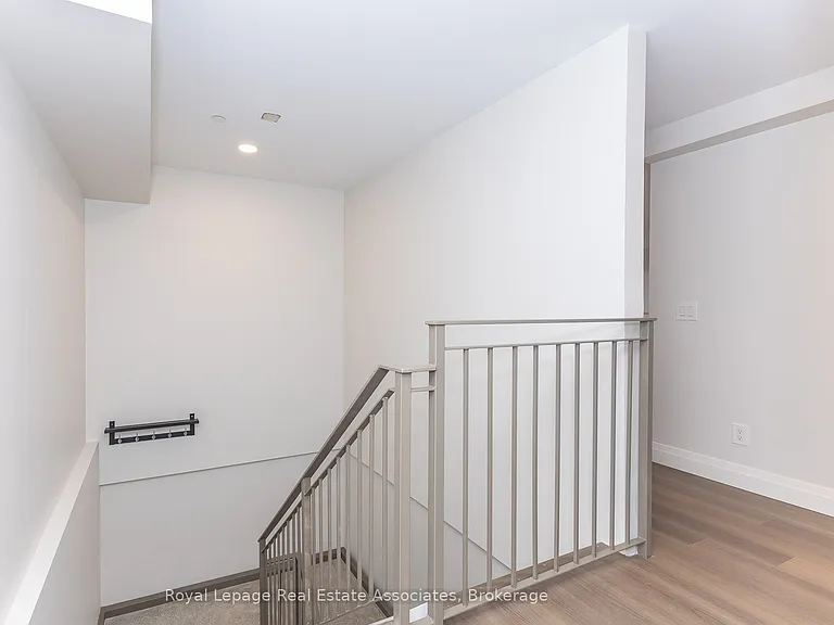 1000 Bathurst St #401 — Photo 20
