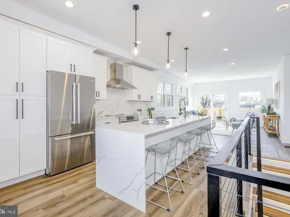 424 Taylor St NW Floor 2, Washington, DC 20011