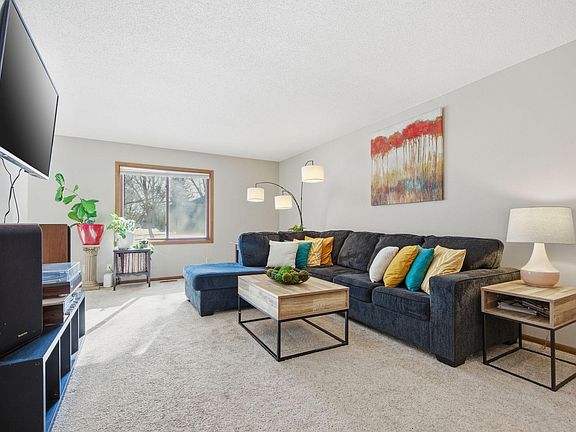 3rd image of 4340 Buckingham Ct #1606
