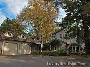 13770 Robleda Rd, Los Altos Hills, CA 94022