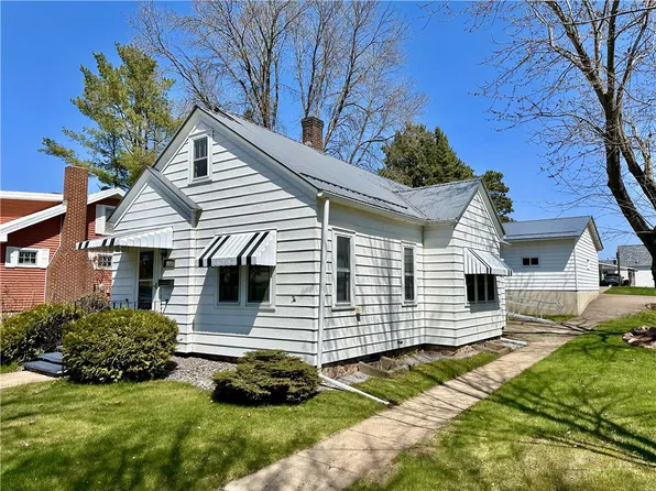 914 Oak Street, Bloomer, WI 54724
