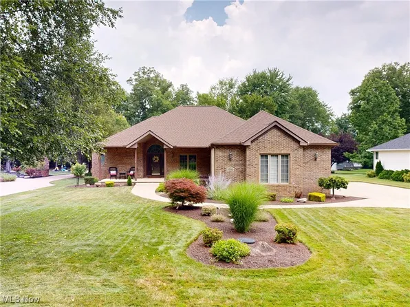 5900 Valley Pkwy, North Royalton, OH 44133