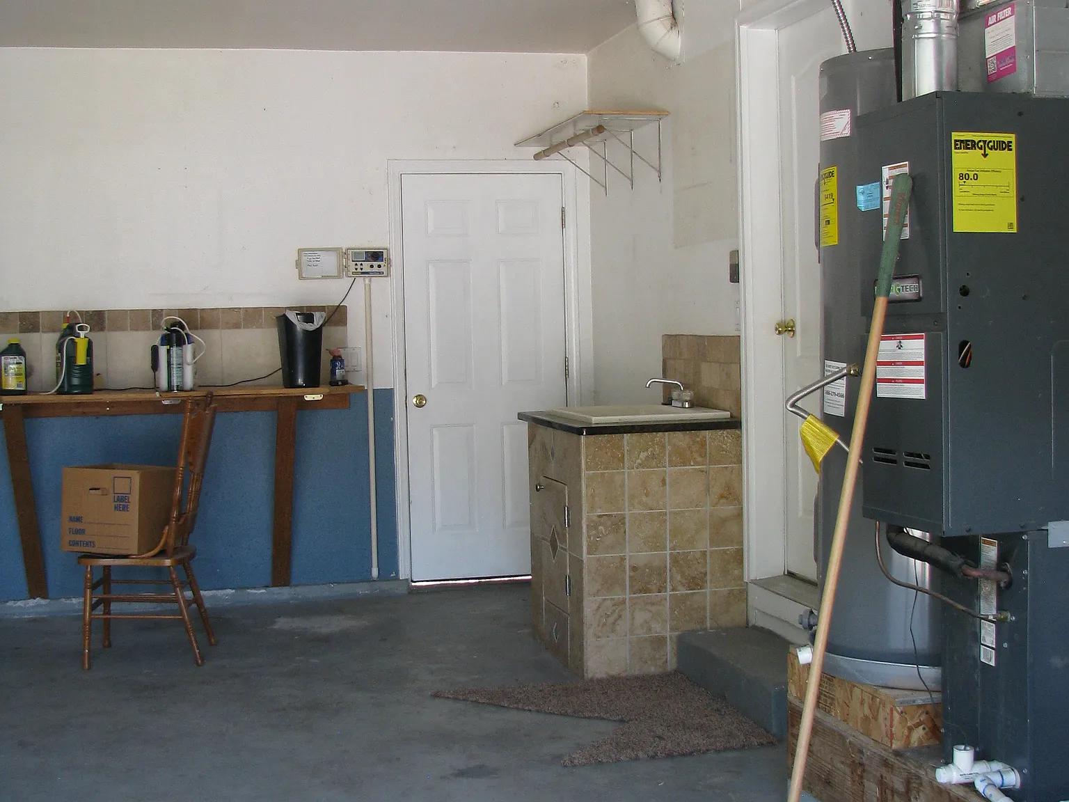 5 bed, 1928 sqft, $2,500 — Photo 3