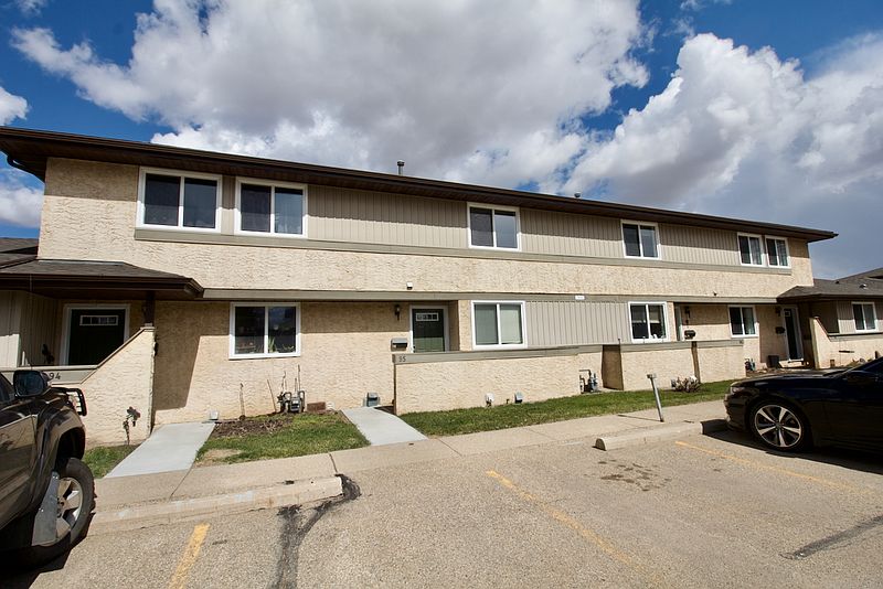 Fort Saskatchewan Townhouse for rent - 3 Bedrooms — photo 4