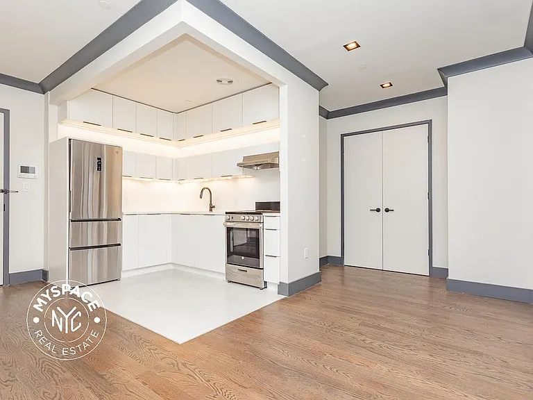 1078 Bergen St #3A — Photo 3