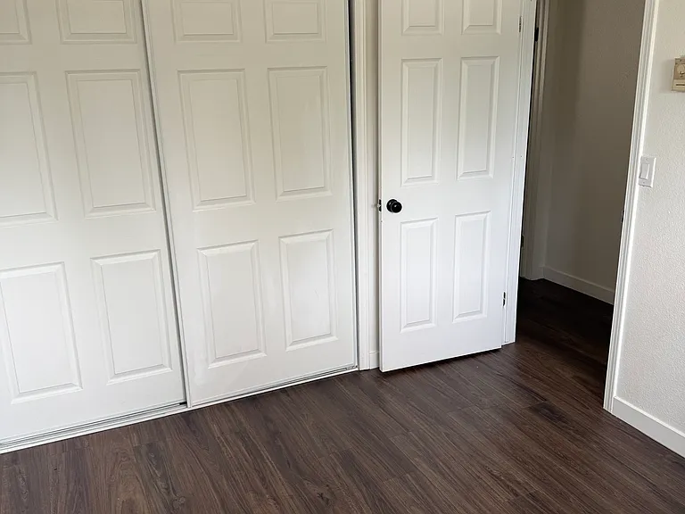 Unit 7: Bedroom