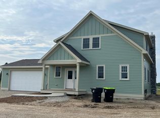 5242 Cobblestone Cir #24, Egg Harbor, WI 54209