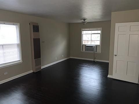 3rd image of 103 Vassar Ln APT 1